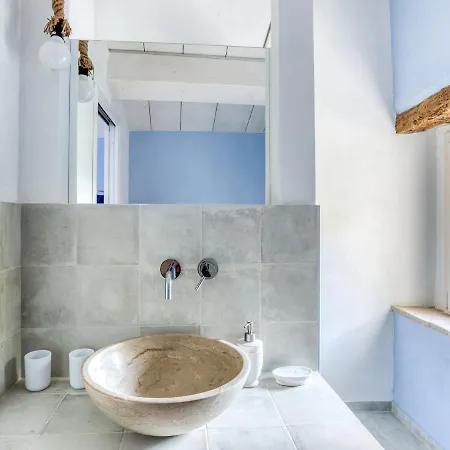 Modern In With Private Swimming Pool Villa