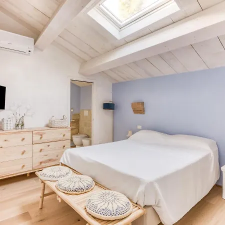 别墅 Modern In With Private Swimming Pool 佩萨罗